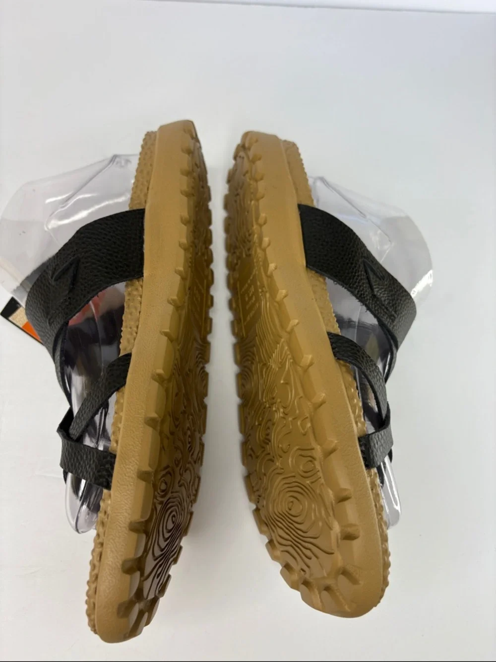 NWT Acorn Black Leather Crisscross Strap Slide Sandals